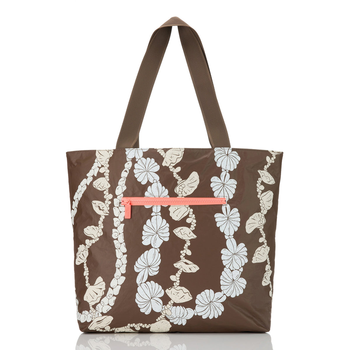 Day Tripper | Shell Lei