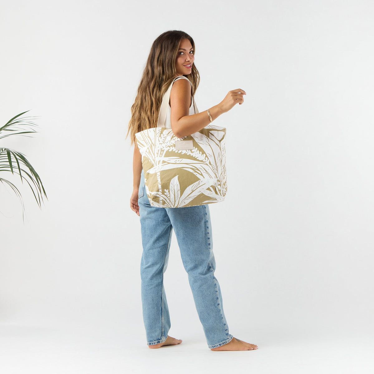 Day Tripper | Ti Leaf