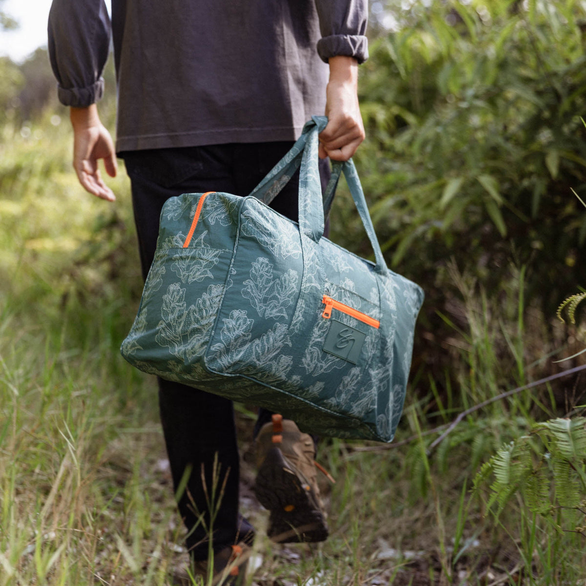Keep It Light Weekender | Leiha'a'akolea by Sig Zane