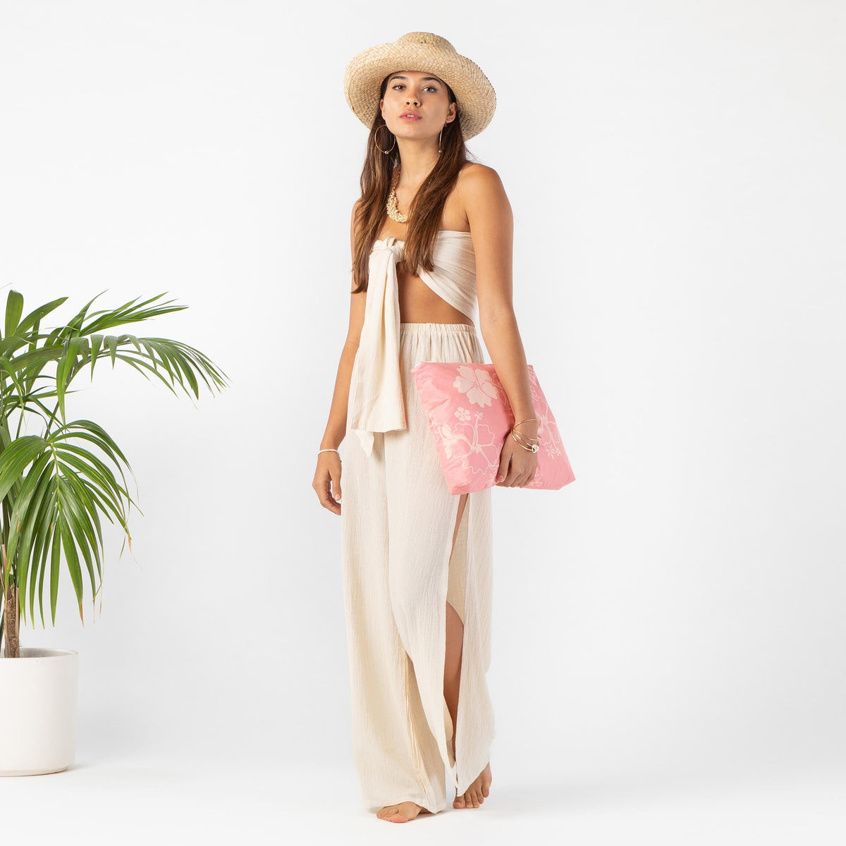 MAX Pouch | Eimeo Ahiri