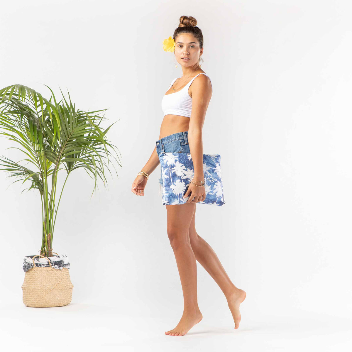 MAX Pouch | Coco Palms