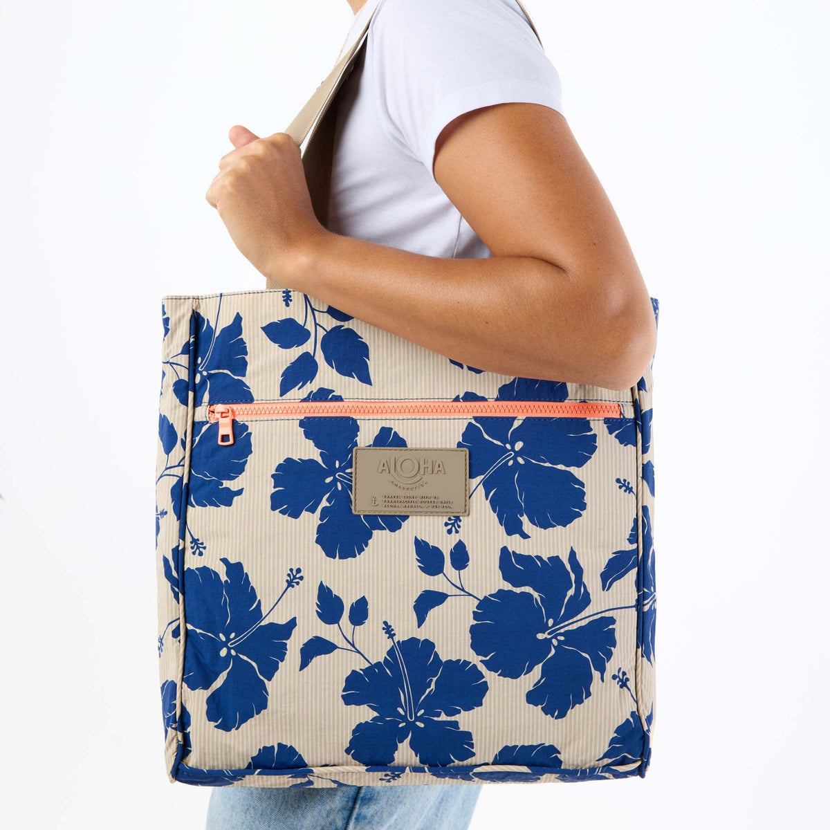 Keep It Light Daily Tote | Salina Tiny Stripe