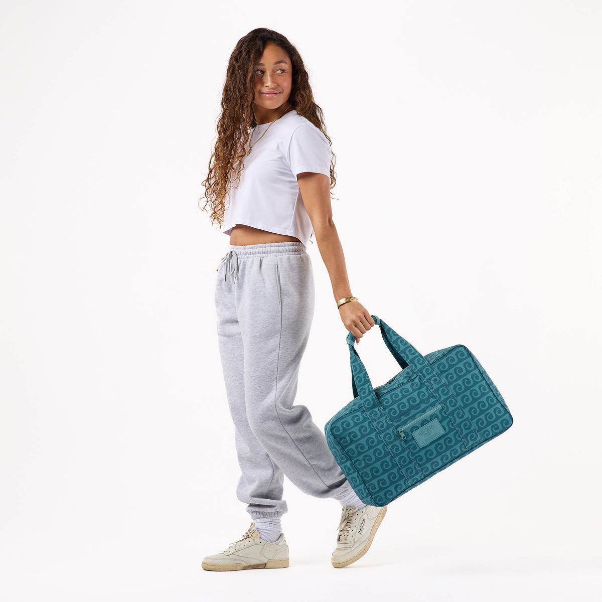 Keep It Light Weekender | Party Wave