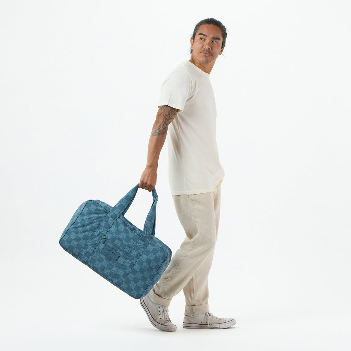 Keep It Light Weekender | Pua Check