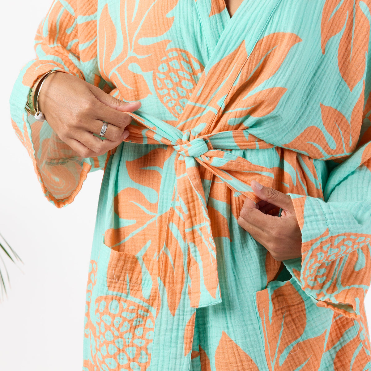 Vacation Robe | Holomua